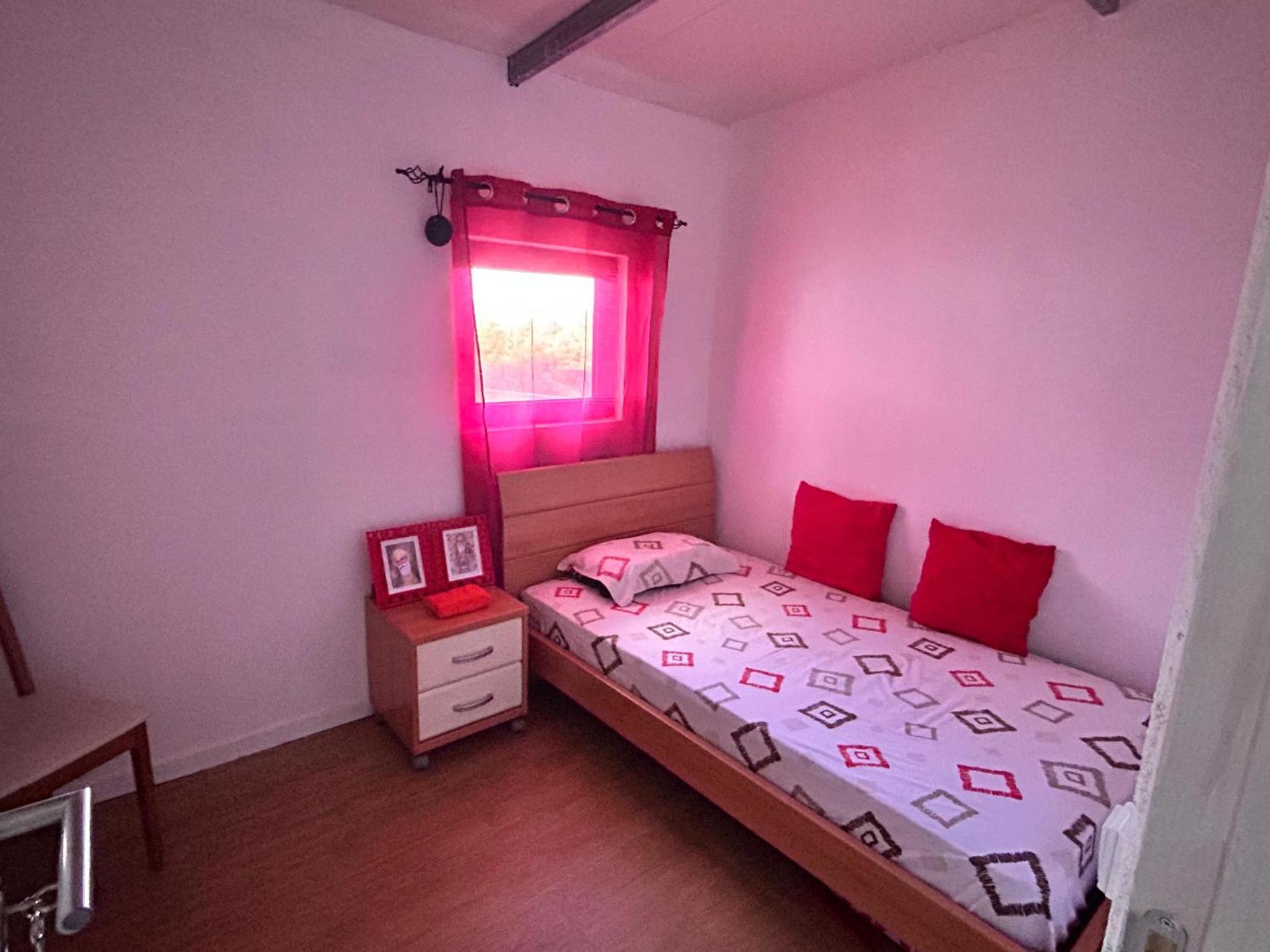 Japji Guest House Esmeriz Vitoria Exterior photo